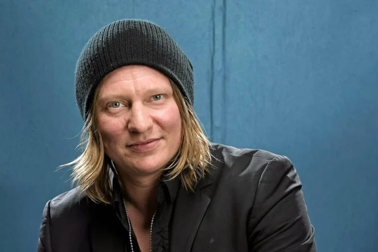 Jaajo Linnonmaa – suomalaisen viihteen, median ja yrittäjyyden moniosaaja