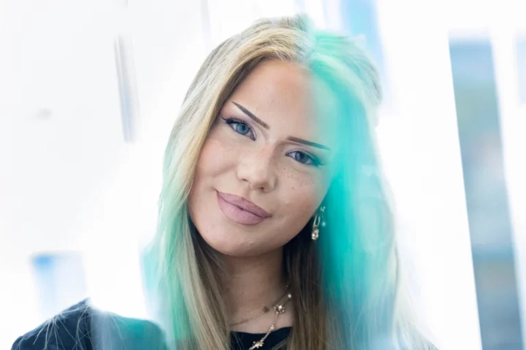 Mirellemiau – Nuori suomalainen OnlyFans-ilmiö ja somen provokaattori