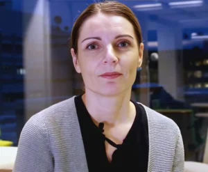 Hanna Visala – ura, tausta ja elämä suomalaisessa uutistyössä