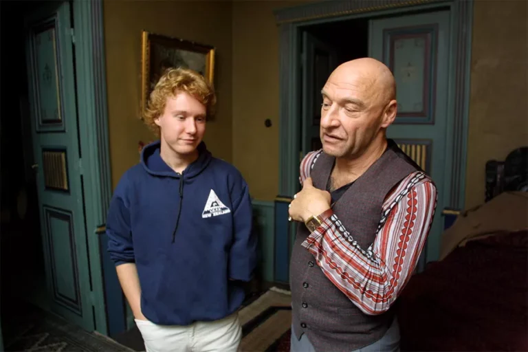 Saska Aaltonen – elämä kuuluisan isän varjossa ja oma tie toimittajana